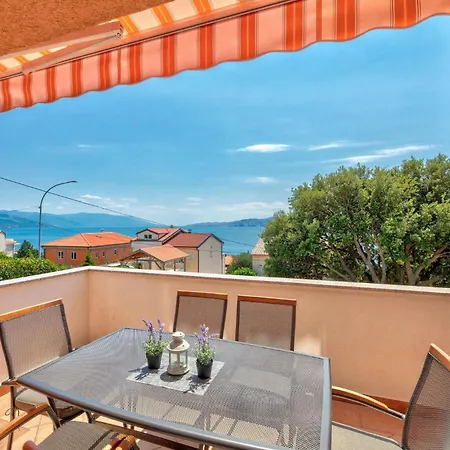 Novi Holiday home