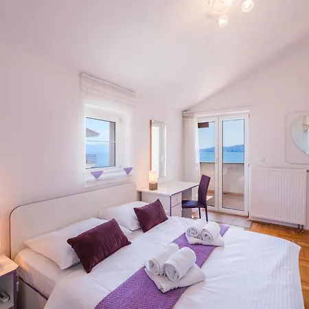 Novi Holiday home *