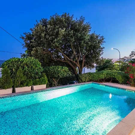 Holiday home Novi