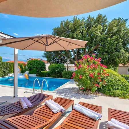 Novi Holiday home *